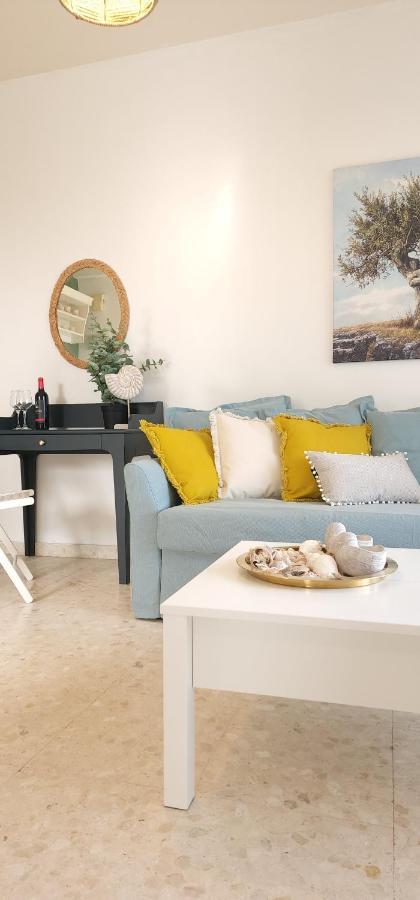 Capri Sea View One Bedroom Larnaca Exterior foto
