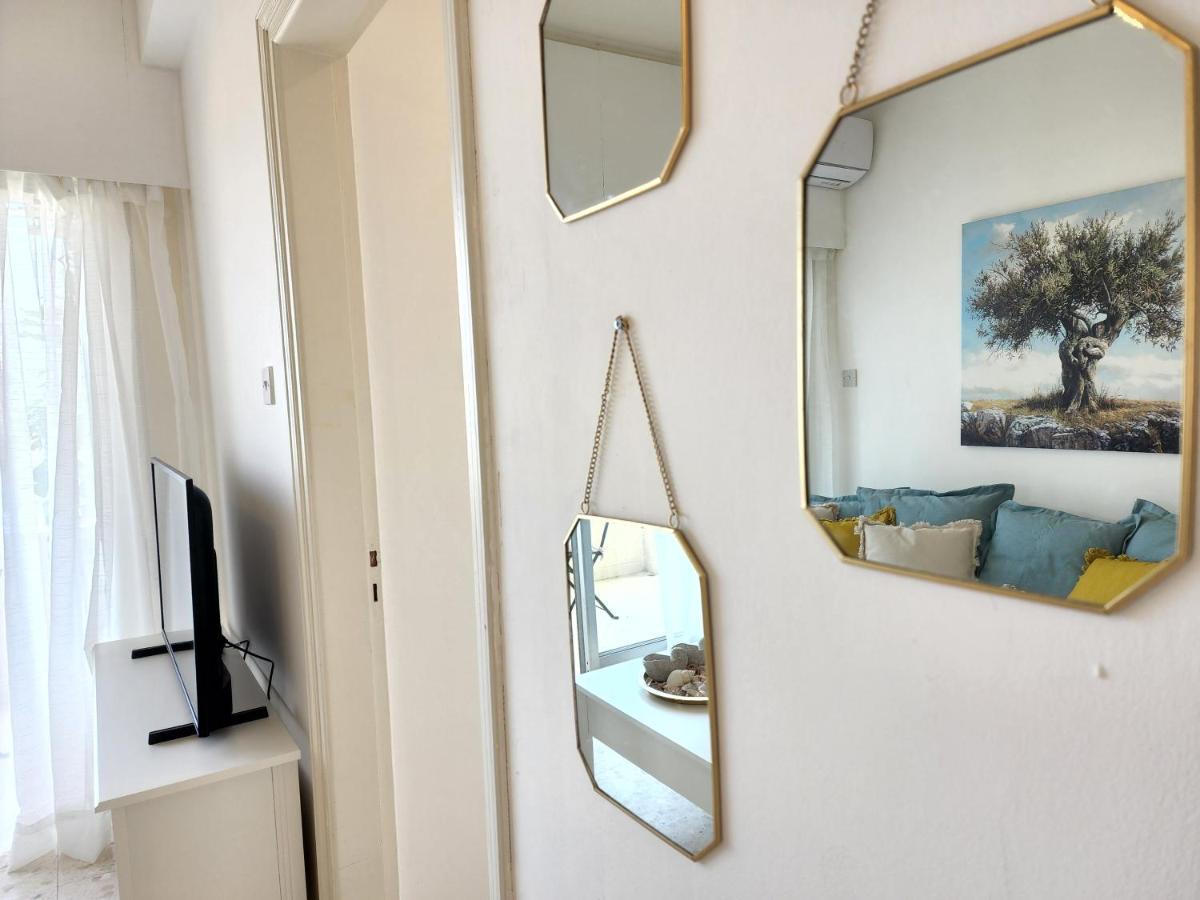 Capri Sea View One Bedroom Larnaca Exterior foto